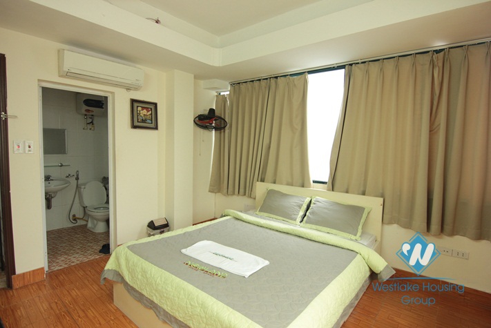 A studio apartment for rent in Tran Duy Hung street, Cau Giay district, Ha Noi